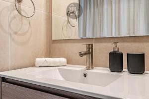 Carmen Apartments by Mr BnB