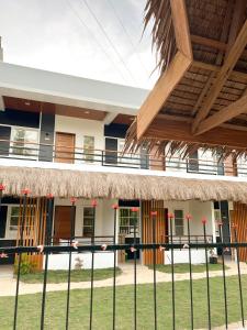 Zande Point Apartments