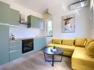 One Bedroom Apartment With Terrace A1