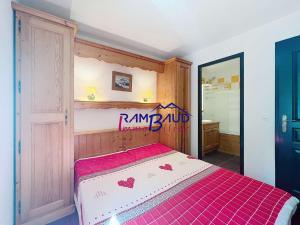 Appartement 3 pièces, 6 couchages - Piscine, Parking couvert - FR-1-854-2