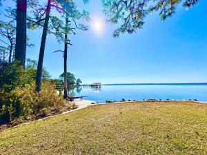 Bay-front Condo near Gulf - Elegant and Private Stay - Penthouse with Elevator
