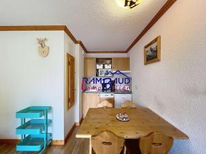 Appartement 2 pièces - 4 pers - Calme - Parking - FR-1-854-22