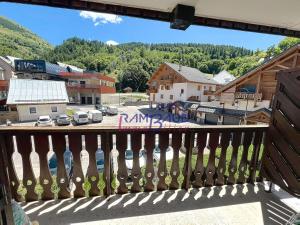 Studio Cabine 2** - 4 Pers - Centre Valloire - FR-1-854-27