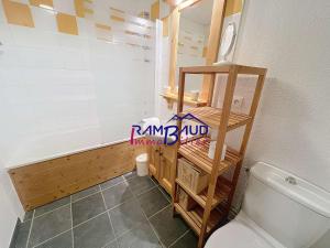 Duplex 3 pièces - 6-8 pers - Piscine, Parking, Sauna - FR-1-854-43