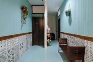 Urbanview near Mall Botania 2