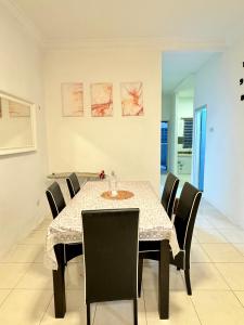 AYAAN Highland Escape with PS4 gaming and Netflix at Cameron Highland