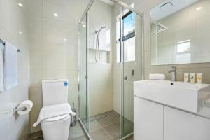 Central Mount Waverley Townhouse with parking