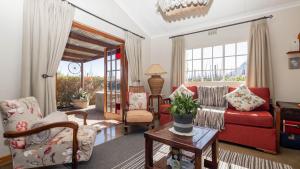 Seven Oaks Vineyard Cottages