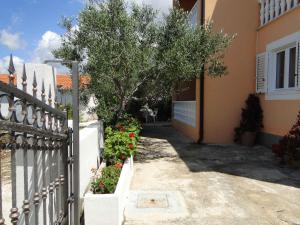 Apartment in Sevid 36139