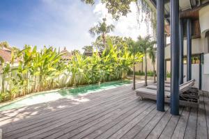 Contemporary 1-BR Loft with Art Deco shared pool