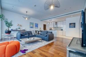 Spacious 2BR City Walk Near Dubai Mall & Coca-Cola Arena