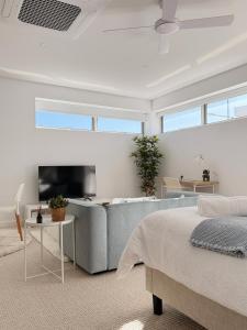 Casa Lumi Walk to Marina & Beach