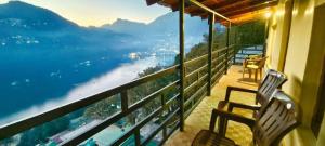 Nainital Lake View Stays
