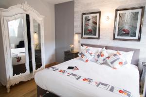 Appart'hotels Chateau De Jalesnes : photos des chambres