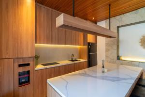 Modern 3BR Villa Seminyak, central location