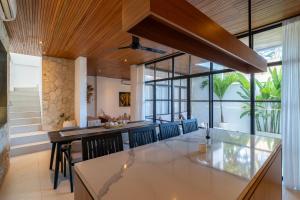 Modern 3BR Villa Seminyak, central location