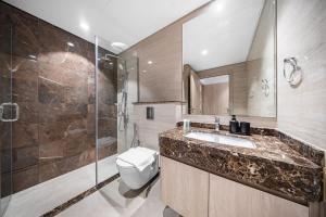 Brand New JVC Apt w Pool Walk to Circle Mall