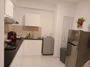 Seaside Escape Ocean Views Uswetakeiyawa