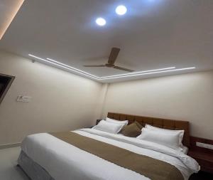 Sarvagya Inn