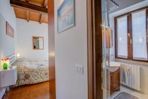 Le Fontane With View Lake - Happy Rentals