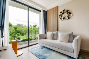 Laya Resort Garden Escape- Tropical Serenity Suite