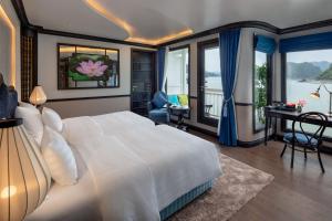 Lan Ha Aurora Boutique Cruise