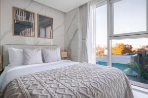 Blueground Yeouido river view nr Han River SEL-72