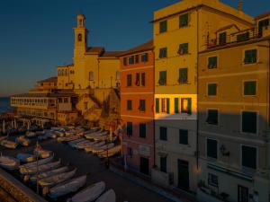 AURORA 2&2, Emma Villas