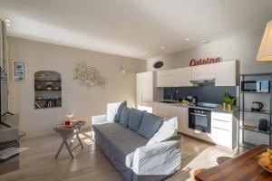 AURORA 2&2, Emma Villas