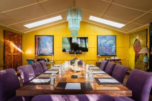 Hemingways Eden Residence