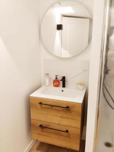 Charmant petit logement avec spa et sauna communs à 2 pas de la place Dalton