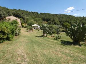 Scappo in Umbria, i casali del Re