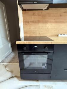 Ap2 3 min from Christmas Market curte parcare