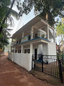 Subha Guest House, Travellers,bagpackers
