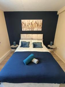 #85 Stylish Salford Apartment Free Parking Sleeps 6