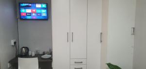 329 on 30th Avenue Villieria Drian