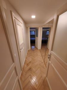 Little Bucharest mansion next to Parliament Palace