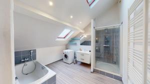 Appartement neuf meublé 2 chambres proche des Docks