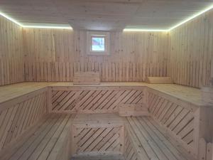 Pensiunea Putnisoara