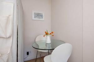 Veeve - Little Lancaster