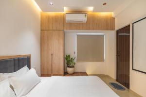 Everest Serenity Service Apartment