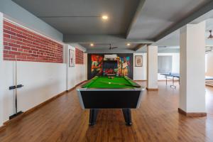 Everest Serenity Service Apartment