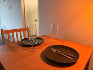 Warm and Welcoming Private Flat - Home Away From Home