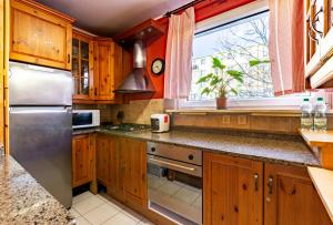 Przymorze Comfort Apartment by BookingHost