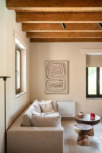 Armenaki Residence