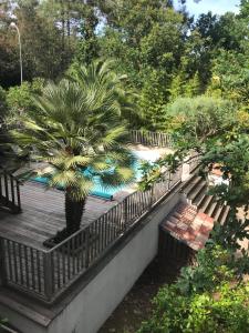 Ravissante villa tout bois avec piscine chauffée