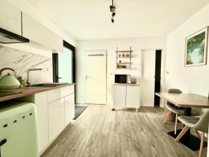 At Nadège and Guillaumes Cozy duplex accommodation