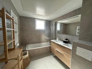 Les Voiles Blanches 133 By Avecoeur