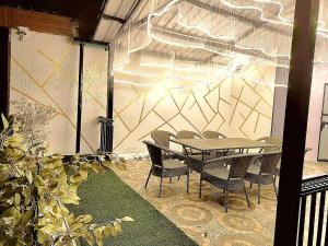 Sarins Mistville 4BHK Villa Mall Road