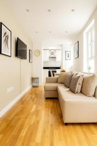 Superb 2 Bed Apartment in Battersea